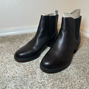 Hush Puppies Women's Hadley Chelsea Boot, Black Leather, 9 US
